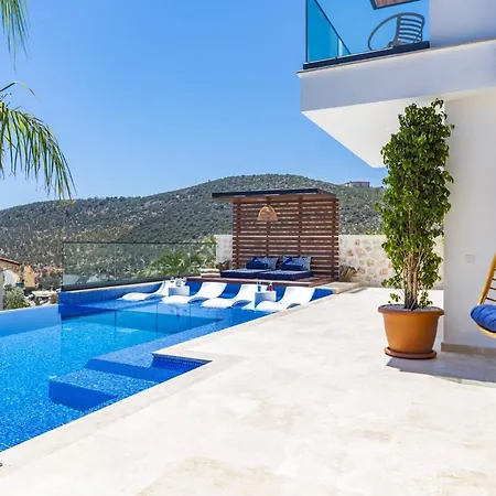 Luxurious 3 Bed Located In Kasantalya Turkey With Private Pool And Gym Kalkan