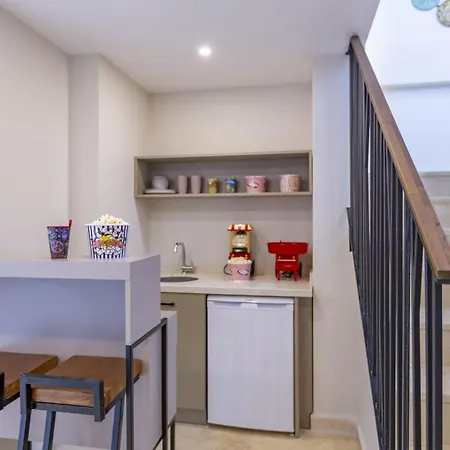 Luxurious 3 Bed Located In Kasantalya Turkey With Private Pool And Gym Kalkan