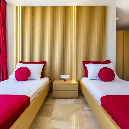Luxurious 3 Bed Located In Kasantalya Turkey With Private Pool And Gym * Kalkan