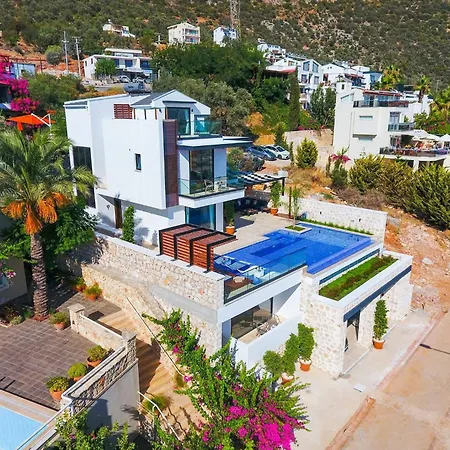 Villa Luxurious 3 Bed Located In Kasantalya Turkey With Private Pool And Gym Kalkan